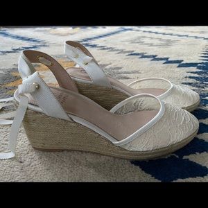 ADRIANNA PAPELL PAMELA ESPADRILLE WEDGE SANDAL 8